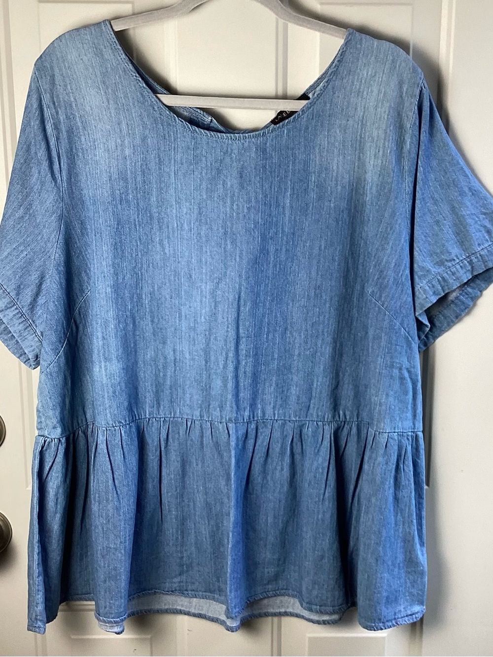 Lane Bryant Light Blue Denim Peplum Tunic Top lib on tie back